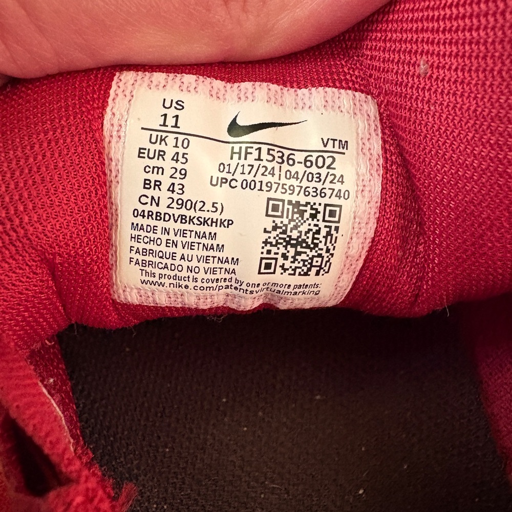 Men's Red Athletic Shoes - Picture 4 of 5